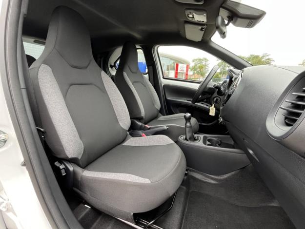 TOYOTA Aygo X 1.0 VVT-i 72 Dynamic  
