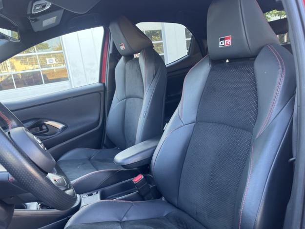 TOYOTA Yaris Hybride 116h GR SPORT  TECHNO MY22
