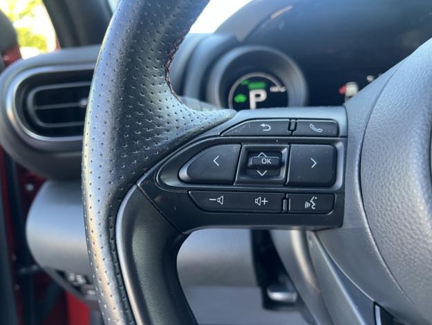 TOYOTA Yaris Hybride 116h GR SPORT  TECHNO MY22