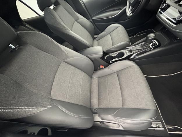 TOYOTA Corolla Hybride 140h Design   