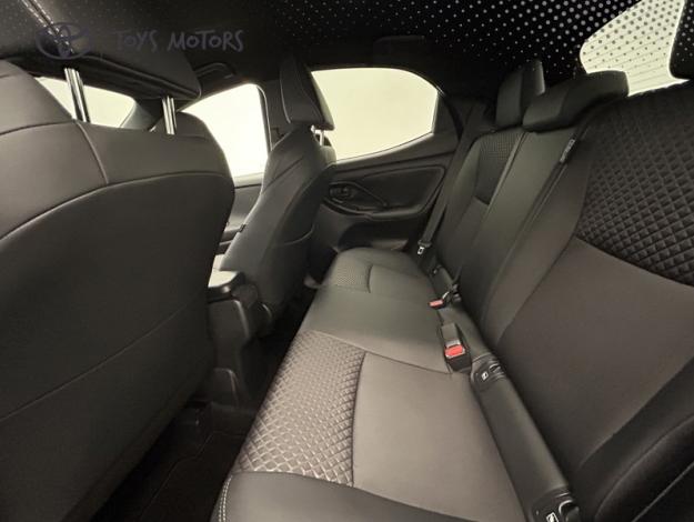 TOYOTA Yaris 130h Collection  