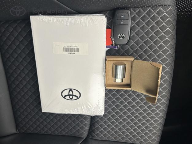 TOYOTA Yaris 130h Collection  