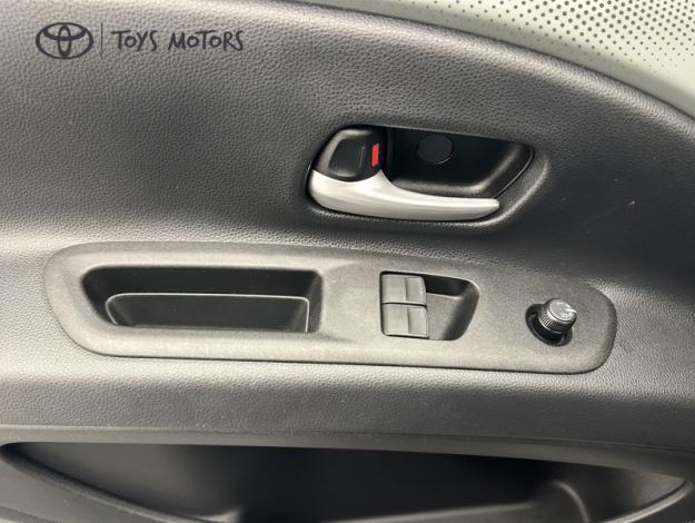 TOYOTA Aygo X 1.0 S-CVT 72 Design  