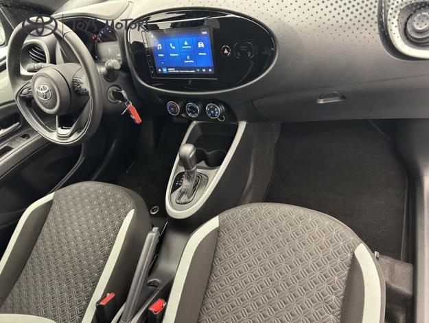 TOYOTA Aygo X 1.0 S-CVT 72 Design  