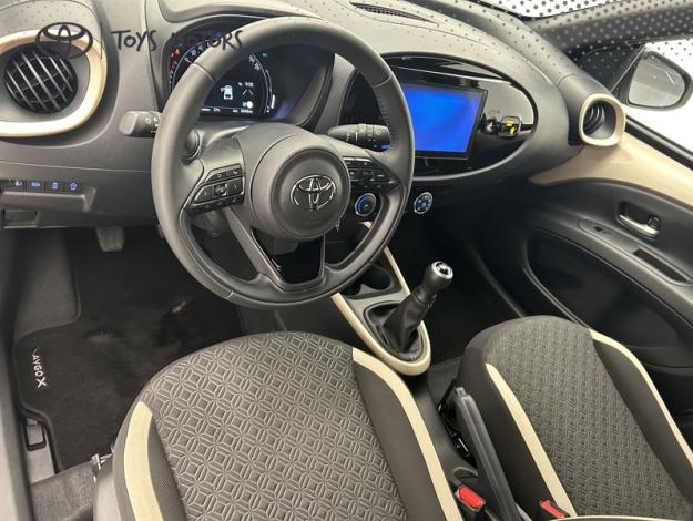 TOYOTA Aygo X 1.0 VVT-i 72 Design  