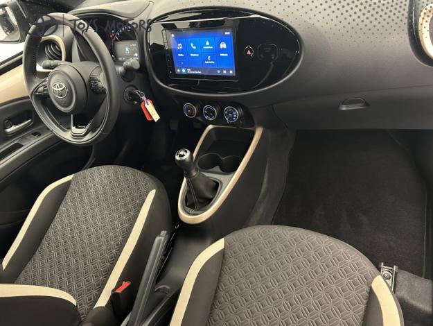 TOYOTA Aygo X 1.0 VVT-i 72 Design  