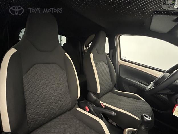 TOYOTA Aygo X 1.0 VVT-i 72 Design  