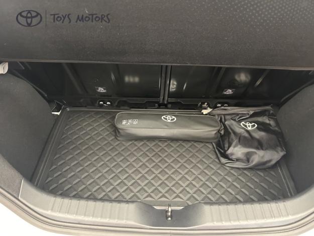 TOYOTA Aygo X 1.0 VVT-i 72 Dynamic   