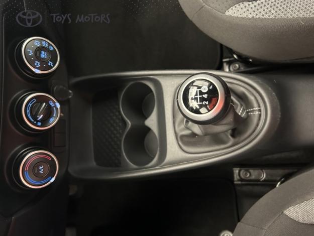 TOYOTA Aygo X 1.0 VVT-i 72 Dynamic   