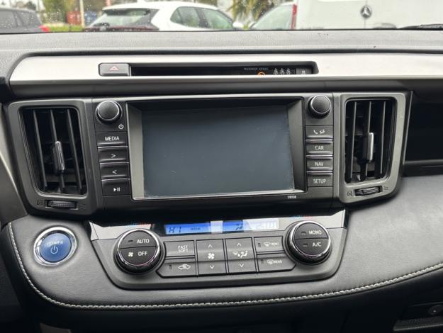 TOYOTA RAV4 2WD Silver Edition  