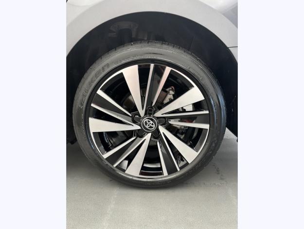 TOYOTA Corolla Touring Sports Hybride 1.8L 140h Design  