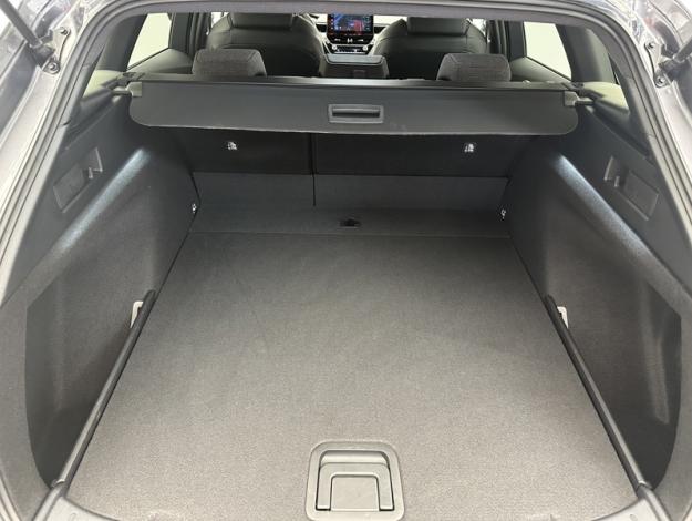 TOYOTA Corolla Touring Sports Hybride 1.8L 140h Design  