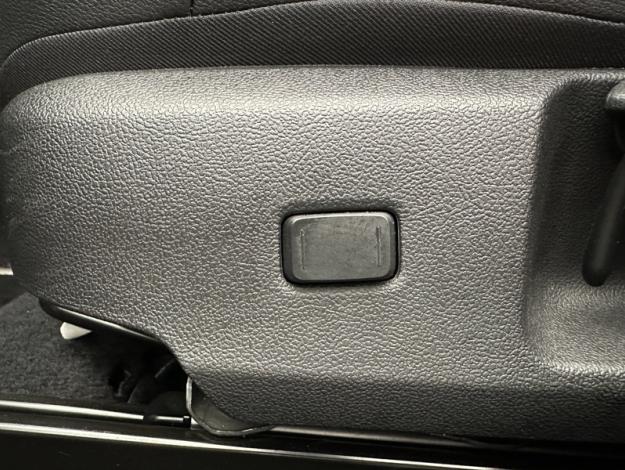 TOYOTA Corolla Touring Sports Hybride 1.8L 140h Design  