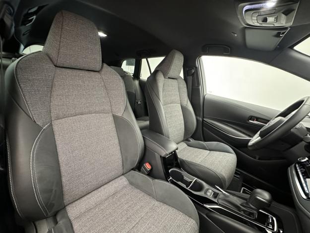 TOYOTA Corolla Touring Sports Hybride 1.8L 140h Design  