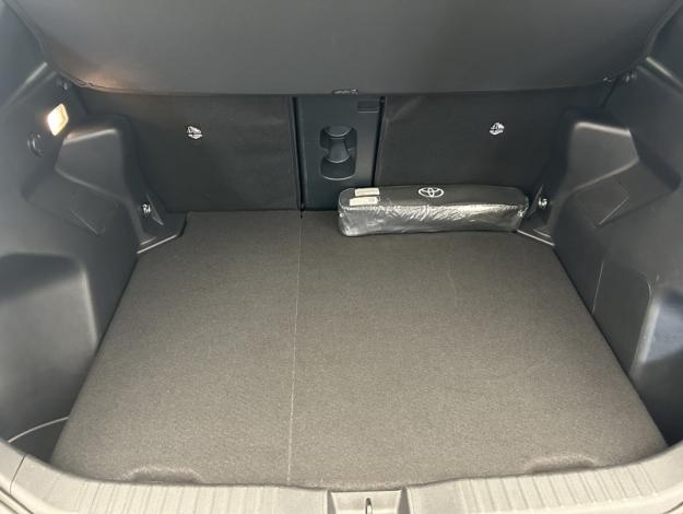 TOYOTA Yaris Cross 1.5 130H GR SPORT   PACK TECHNO
