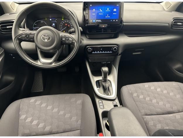 TOYOTA Yaris 116h Dynamic  