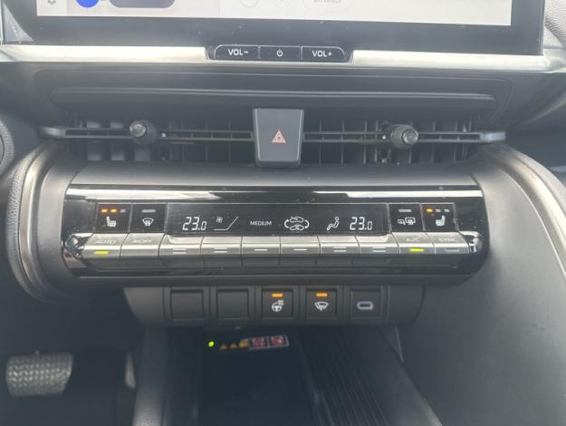 TOYOTA C-HR 140h Design   