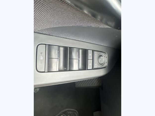TOYOTA C-HR 140h Design   