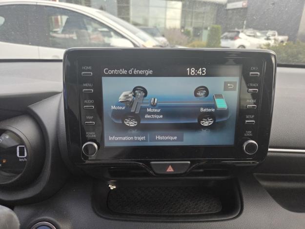 TOYOTA Yaris 116h Design Pack  