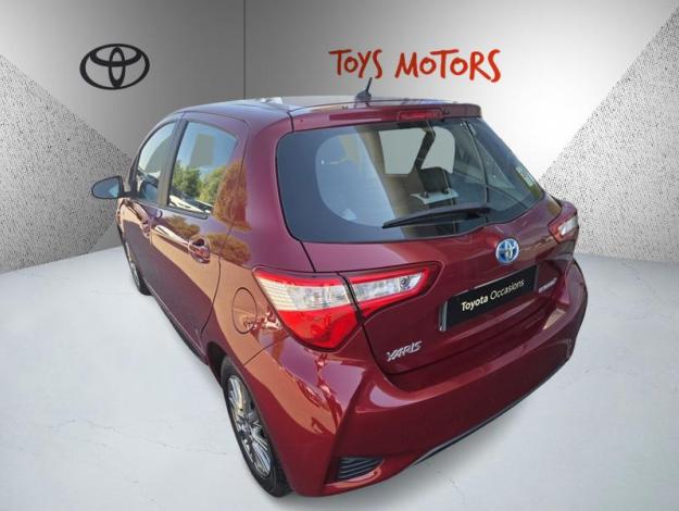 TOYOTA Yaris 100h Dynamic Confort Plus  
