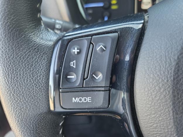 TOYOTA Yaris 100h Dynamic Confort Plus  