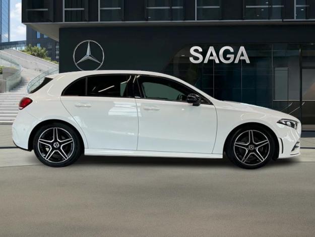MERCEDES-BENZ A 180 d AMG Pack Night  