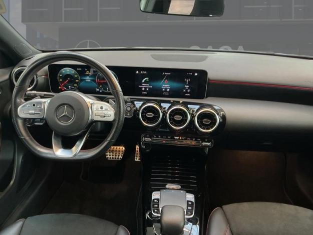 MERCEDES-BENZ A 180 d AMG Pack Night  