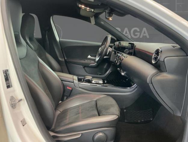 MERCEDES-BENZ A 180 d AMG Pack Night  