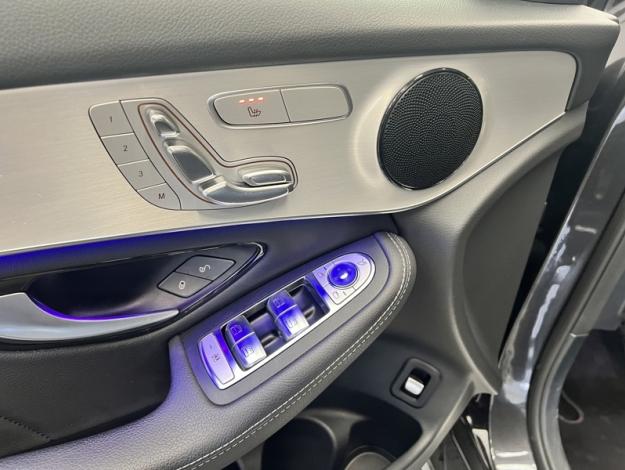 MERCEDES-BENZ GLC 300 de 4M AMG Line Toit Pano  