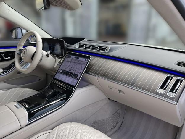 MERCEDES-BENZ Třída S S 500 4MATIC L AMG Style (15/21)