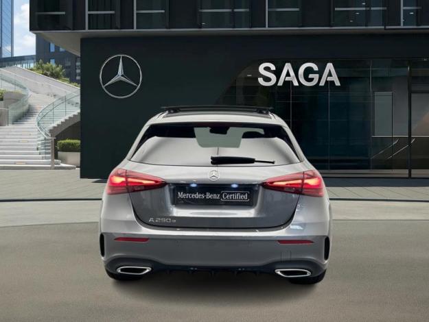 MERCEDES-BENZ A 250 e Hybrid EQ AMG Line  A250e AMG LINE