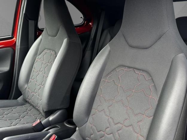 TOYOTA Aygo X 1.0 VVT-i 72 Collection   