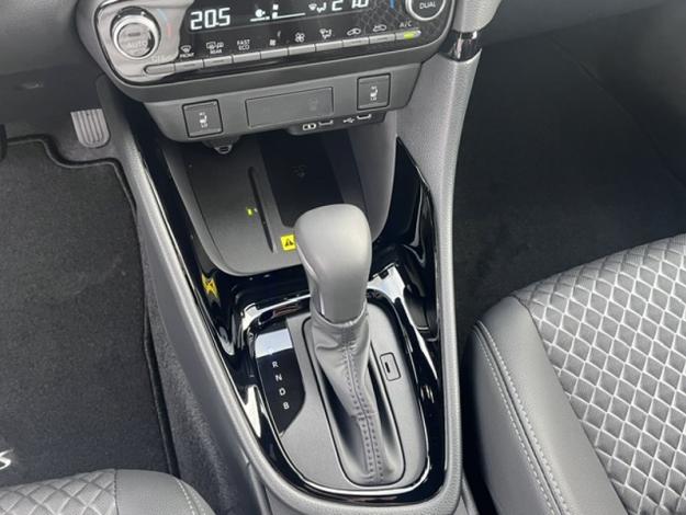 TOYOTA Yaris Hybride 130h Collection Techno  130H COLLECTION TECHNO MY26