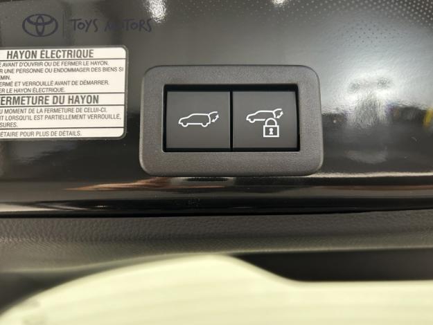 TOYOTA Yaris Cross 1.5 130H GR SPORT   PACK TECHNO 