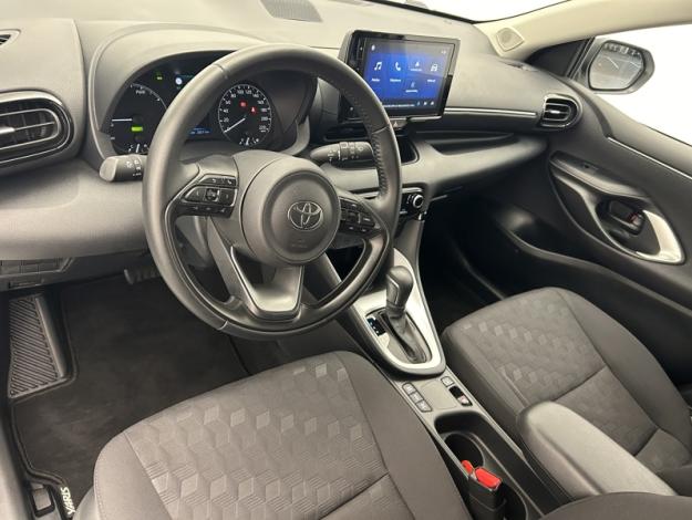 TOYOTA Yaris 116h Dynamic  