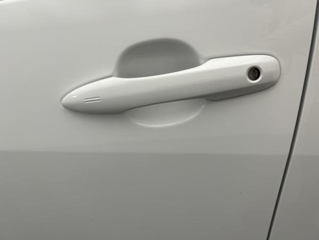 TOYOTA Yaris 116h Dynamic  
