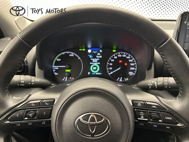 TOYOTA Yaris 116h Dynamic  