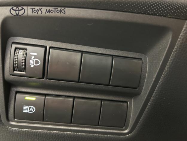 TOYOTA Yaris 116h Dynamic  