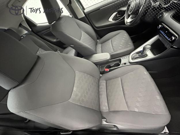 TOYOTA Yaris 116h Dynamic  