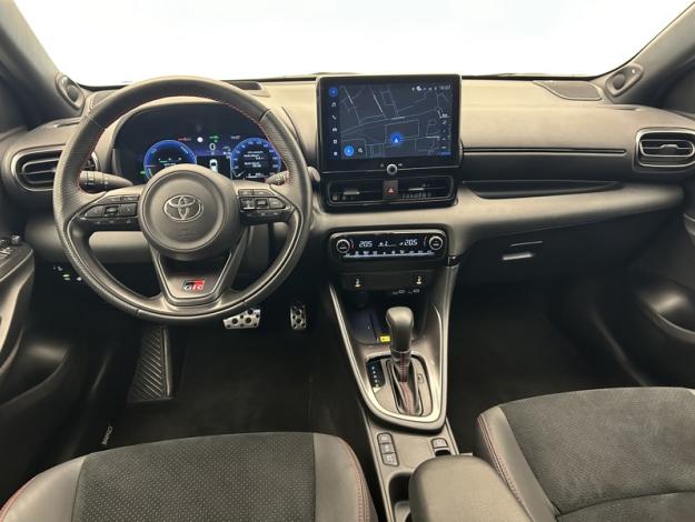 TOYOTA Yaris 130h GR SPORT  PACK TECHNO 