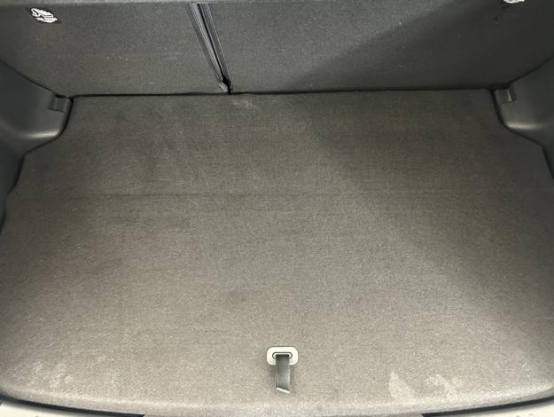TOYOTA Yaris 116h Dynamic  
