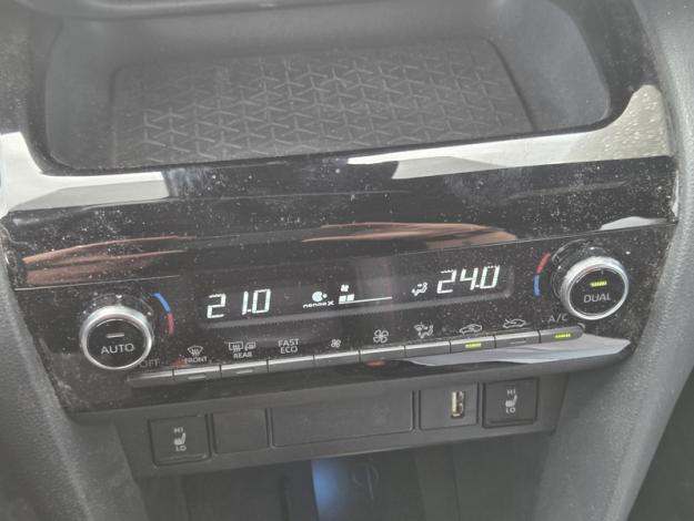 TOYOTA Yaris Cross 116H GR SPORT TO Pack  