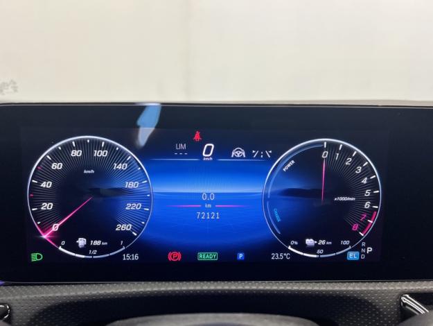 MERCEDES-BENZ A 250 e AMG Pack Night Distronic  