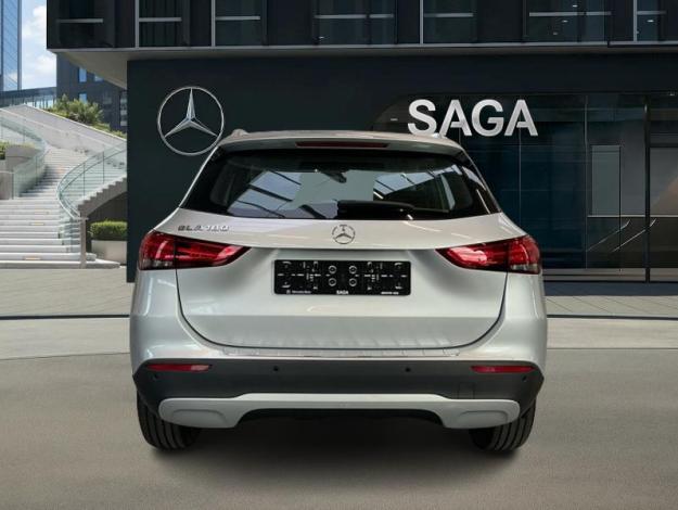 MERCEDES-BENZ GLA-Klasse GLA 180 Off-Roader