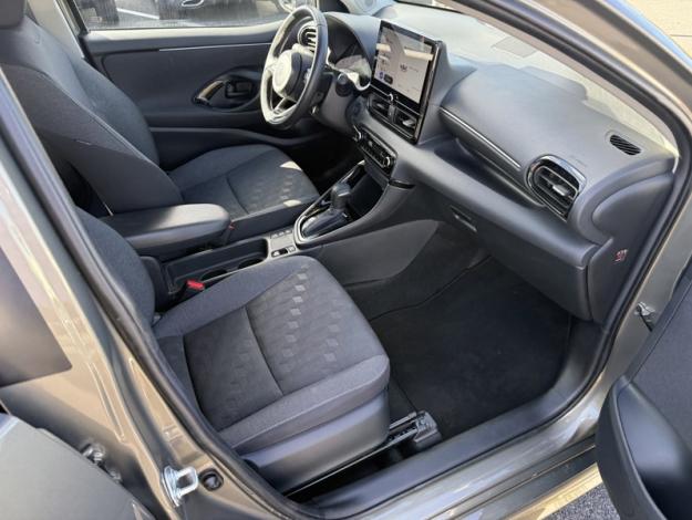 TOYOTA Yaris Hybride 116h Design  