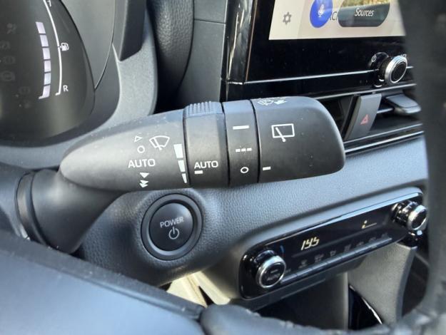 TOYOTA Yaris Hybride 116h Design  