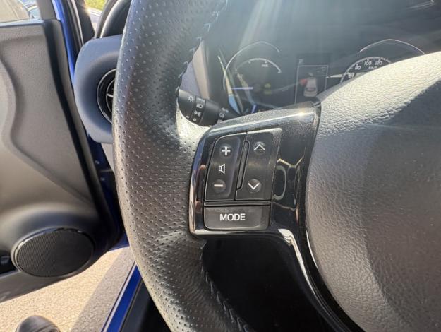 TOYOTA Yaris Hybrid Collection  1.5 101 ch 
