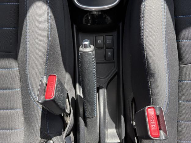 TOYOTA Yaris Hybrid Collection  1.5 101 ch 