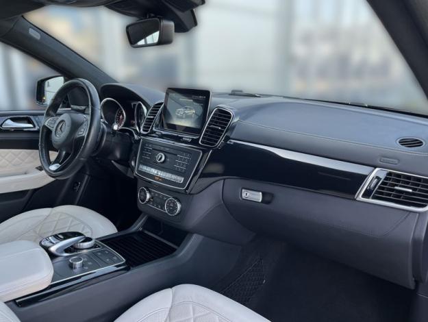 MERCEDES-BENZ GLE-Trída Mercedes-AMG GLE 43 4MATIC kupé (19/24)