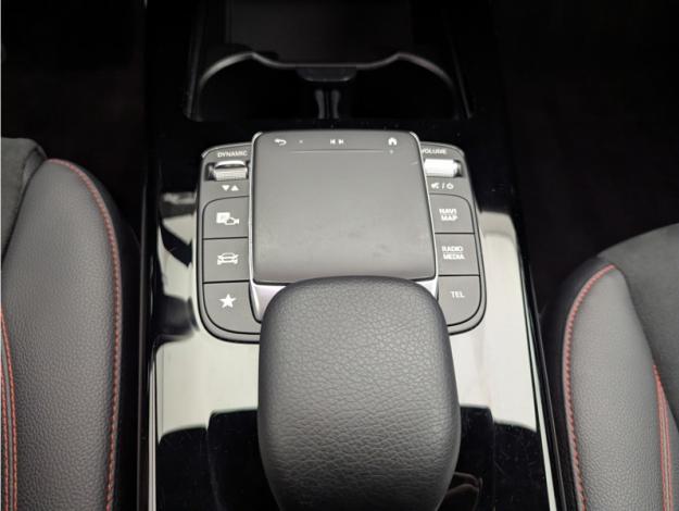 MERCEDES-BENZ Classe A 180 d AMG Line  